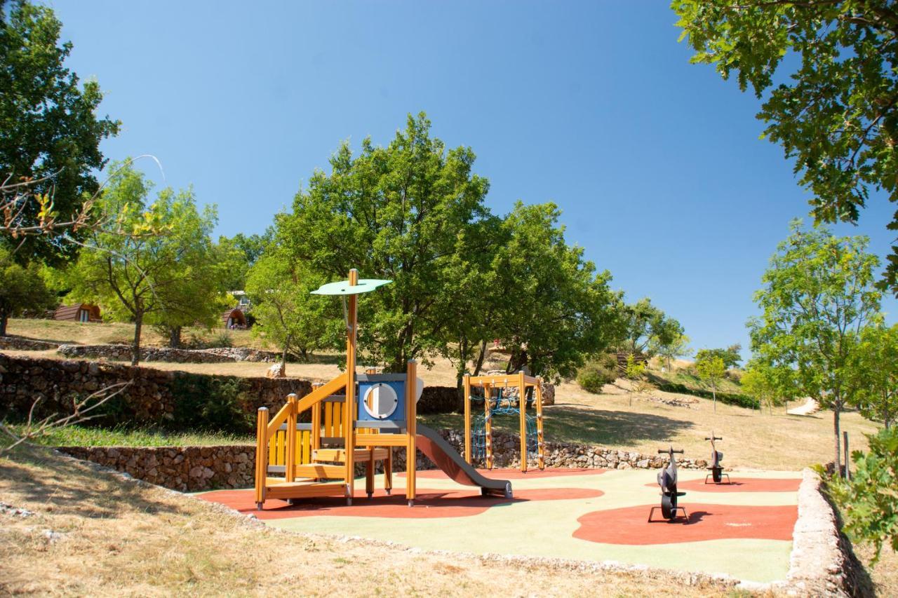 Campasun Camping De L'Aigle Aiguines Exterior foto