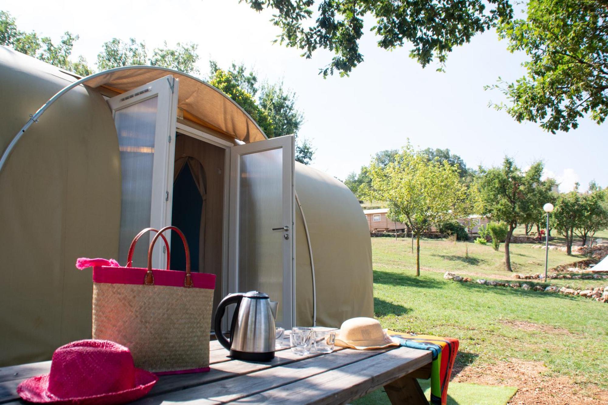 Campasun Camping De L'Aigle Aiguines Exterior foto